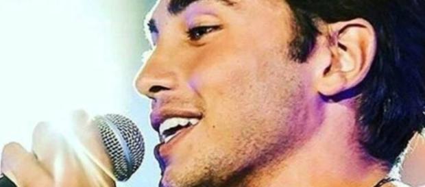 Riccardo Marcuzzo si esibisce davanti ai fan Riccardo Marcuzzo si esibisce davanti ai fan