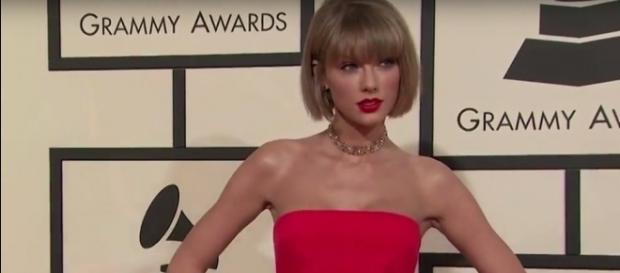 Taylor Swift - YouTube screenshot | CNNMoney/https://www.youtube.com/watch?v=8YpR8jbxn1I Taylor Swift - YouTube screenshot | CNNMoney/https://www.youtube.com/watch?v=8YpR8jbxn1I