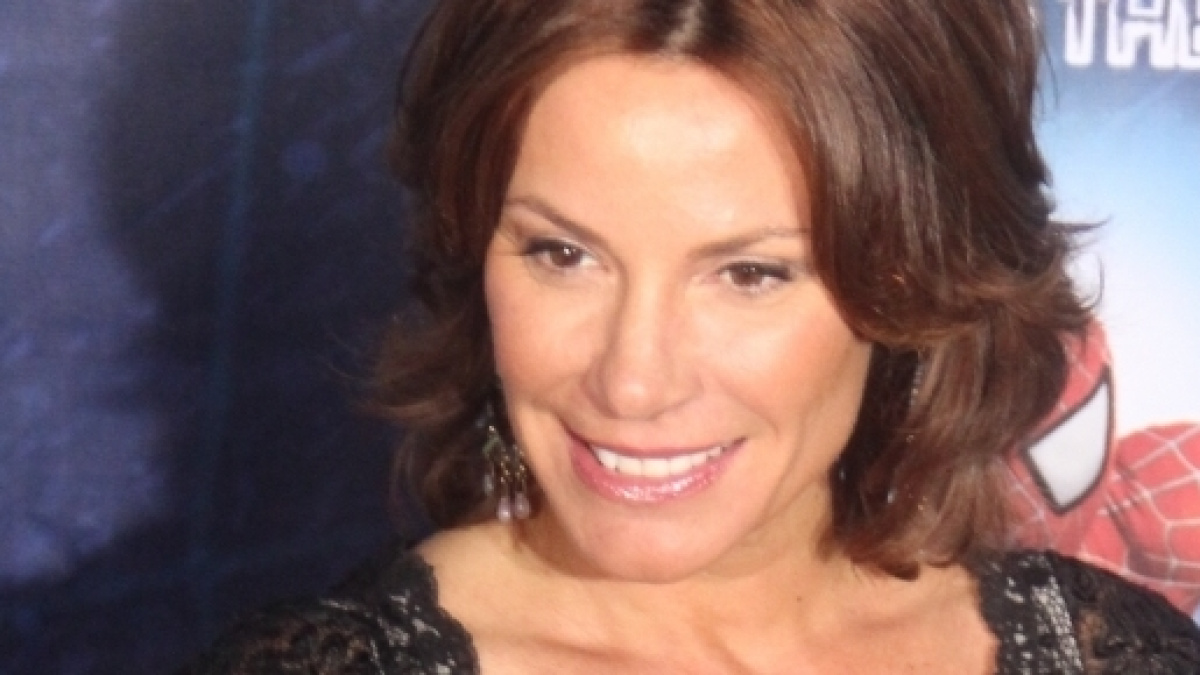 'Real Housewives of New York' Luann is confronted about Tom cheating on(02)