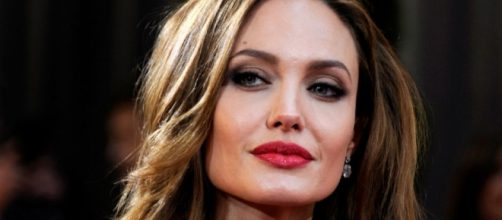 Angelina Jolie teve de superar o vício e transtornos psicológicos para se tornar uma atriz de sucesso