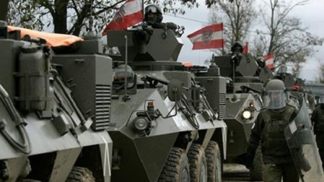 Militari austriaci mandati al confine sul Brennero