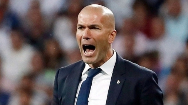 Real Madrid : Les arbitres veulent la peau de Zidane !