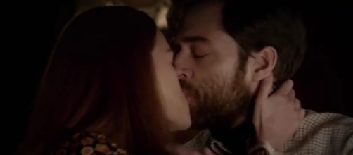 Richard Rankin teased "Outlander" season 3 would feature exciting scenes when Roger and Briana's relationsip develops - via YouTube/Starz