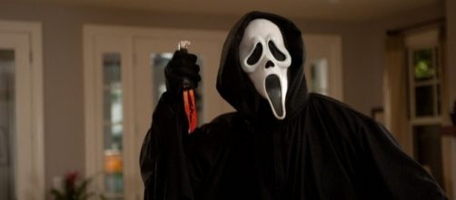 The 'Scream' films are categorized under slasher films. (image source: YouTube/RDLgo)