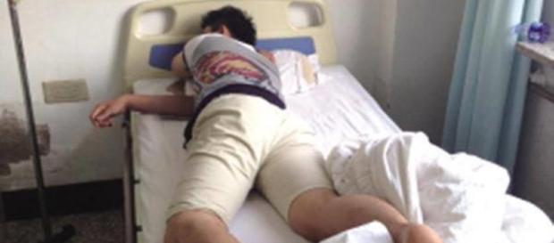 Homem foi operado por engano e hospital ofereceu uma recompensa financeira Homem foi operado por engano e hospital ofereceu uma recompensa financeira
