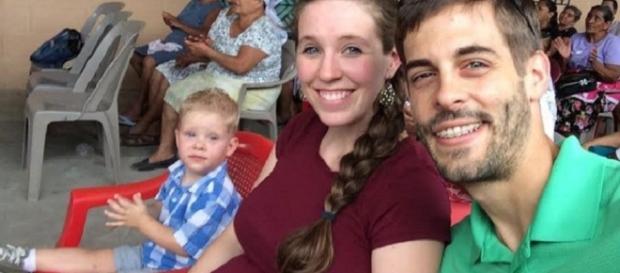 Jill and Derick Dillard from social network Jill and Derick Dillard from social network