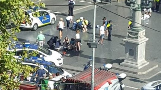 Attentato a Barcellona sulla Rambla: 13 morti.