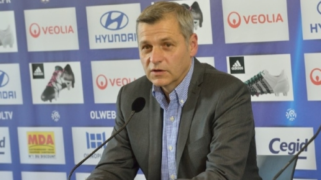 Lacazette, Ghezzal, Tolisso... Génésio fait le point sur le ... - rtl.fr