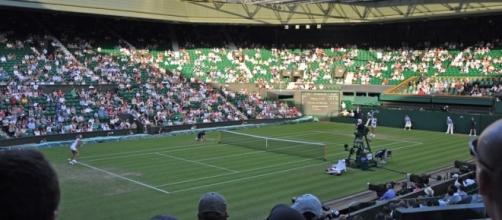 Wimbledon's centre court (Wikimedia Commons/Albert Lee)