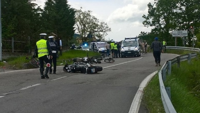 Incidente stradale in curva: muore uomo