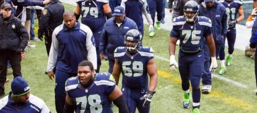 Seattle Seahawks linemen and receivers in 2013 [Image by Mike Morris|Wikimedia Commons| Cropped | CC BY-SA 2.0 ]