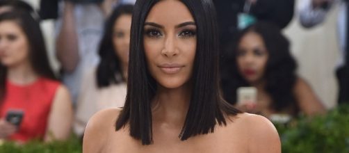 Kim Kardashian Apologizes - Youtube
