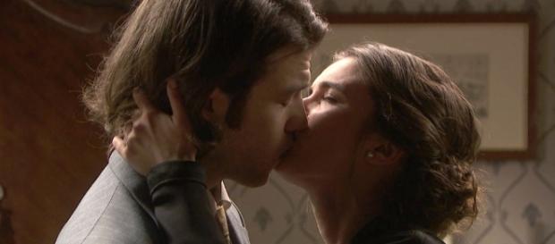 Il Segreto, anticipazioni: il bacio di Beatriz e Damian Il Segreto, anticipazioni: il bacio di Beatriz e Damian