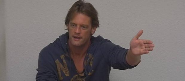 Promi Big Brother: Steffen von der Beeck zettelt nächsten Zoff an ... - gala.de Promi Big Brother: Steffen von der Beeck zettelt nächsten Zoff an ... - gala.de