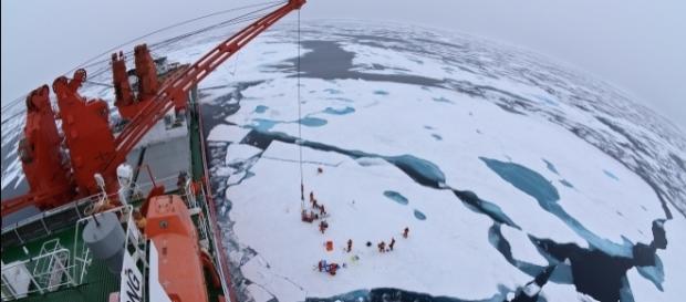 The Chinese Ic Breaker Xue Long in the Arctic Region. (Image by Timo Palo/Wikimedia Commons) The Chinese Ic Breaker Xue Long in the Arctic Region. (Image by Timo Palo/Wikimedia Commons)