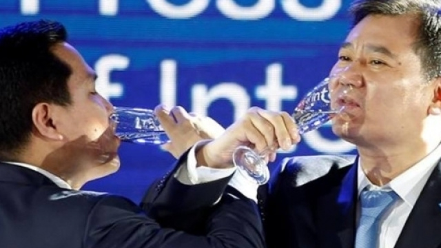 Inter, attesi soldi e dirigenti dal Suning. Si - gazzetta.it