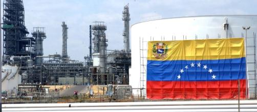 Sanciones a Venezuela endurecen el mercado petrolero