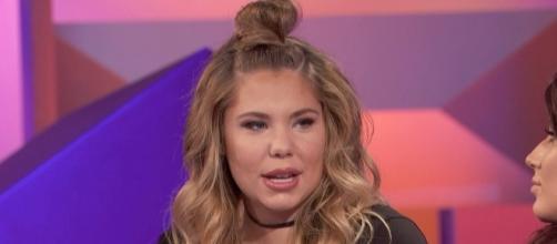 Teen Mom 2 star Kailyn Lowry shares some shocking revelation about her third pregnancy. [Photo via Teen Mom 2/Facebook]