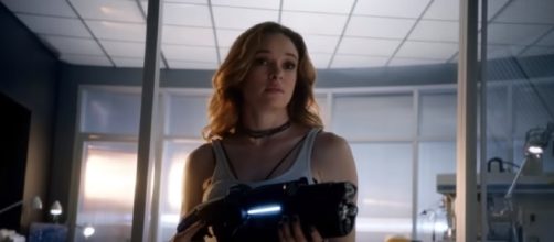 Caitlin returns to Team Flash in "The Flash" Season 4. (Photo:YouTube/The CW)