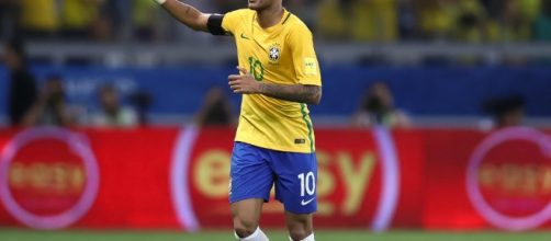 Neymar con la maglia del Brasile