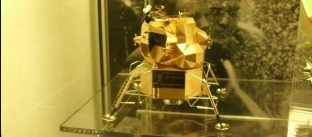 Robada una réplica del módulo lunar del 'Apolo 11' del museo Neil ... - elpais.com Robada una réplica del módulo lunar del 'Apolo 11' del museo Neil ... - elpais.com