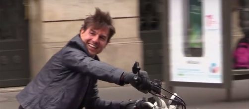 Tom Cruise was seen crashing into a wall after attempting a stunt for Mission: Impossible 6. [Image Credit: Sithara/Youtube]