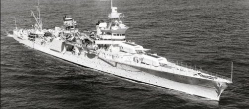 USS Indianapolis (CA-35) underway at sea September 1939. [Image via US Navy/Wikimedia]