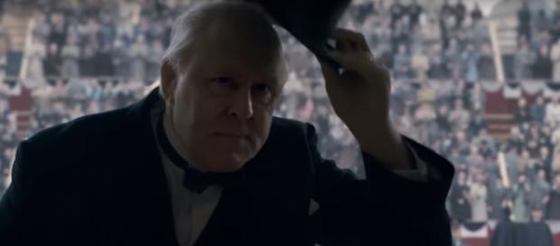 Jonh Lithgow as Winston Churchill, The Crown- (YouTube/FilmIsNow Movie Bloopers & Extras) Jonh Lithgow as Winston Churchill, The Crown- (YouTube/FilmIsNow Movie Bloopers & Extras)
