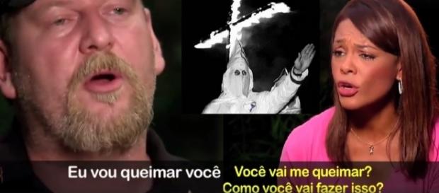 Racista do KKK diz que irá queima jornalista viva Racista do KKK diz que irá queima jornalista viva