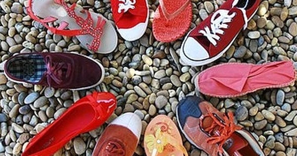 You should not wear the same pair of shoes every day