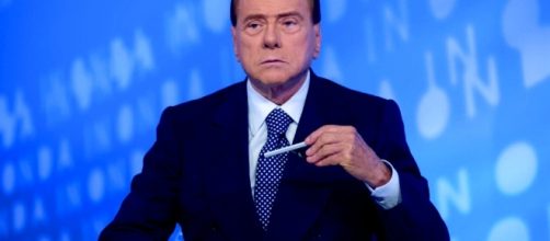 Silvio Berlusconi torna protagonista della scena politica