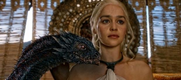 Game of Thrones cap by Sarah Anne Smith on flickr Game of Thrones cap by Sarah Anne Smith on flickr