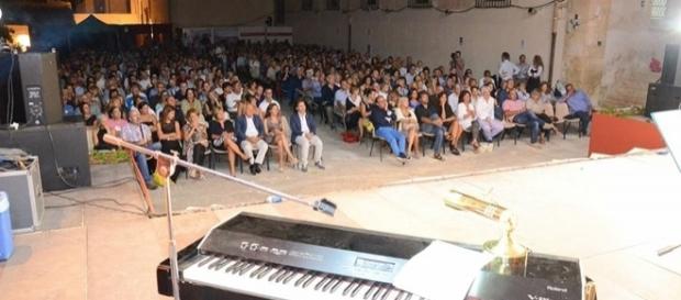 Immagine scattata al Teatro d'estate nel 2015 (foto Costarella) Immagine scattata al Teatro d'estate nel 2015 (foto Costarella)