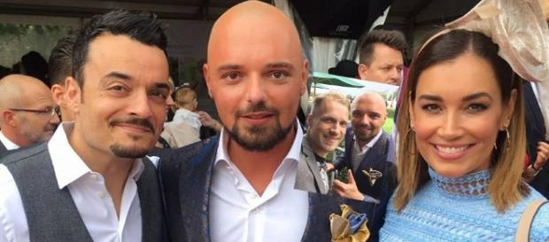 Niklas Schröder mit Jana Ina und Giovanni Zarrella (li.) sowie Oliver Pocher (kl. Bild) / Fotos: Sabine Reichart Entertainment/Facebook Niklas Schröder mit Jana Ina und Giovanni Zarrella (li.) sowie Oliver Pocher (kl. Bild) / Fotos: Sabine Reichart Entertainment/Facebook