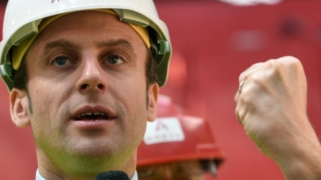 Macron dans le champ social qui est forcément violent politiquement