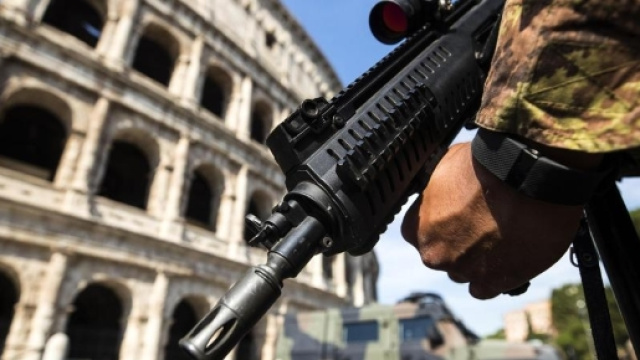 Rafforzati i controlli in molte città italiane dopo gli ultimi attentati terroristici