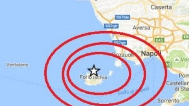 Terremoto a Ischia: crollati edifici, il vice sindaco: temiano ci sia gente sotto