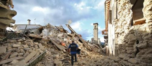 Terremoto, le testimonianze dai paesi devastati - La Stampa - lastampa.it