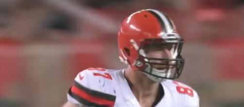 The Cleveland Browns try to make it a 2-0 start to their preseason when they host the Giants on Monday night. [Image via NFL/YouTube]