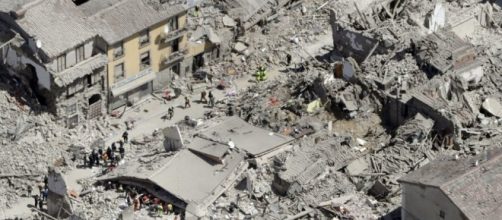 L'apocalittica veduta di Amatrice dopo il terremoto del 24 agosto 2016