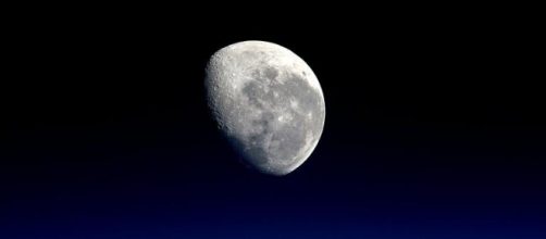 Rusty lunar rock 66095 suggests that Moon's interior is dry [Image: Pixabay]