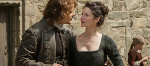 Sam Heughan and Caitriona Balfe's characters left fans devastated in a new "Outlander" Season 3 teaser. Photo by STARZ/YouTube Screenshot