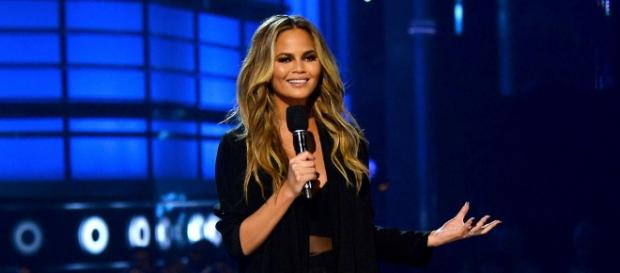 Chrissy Teigen on drinking-https://c1.staticflickr.com/8/7760/17612332488_8394b1d44d_b.jpg Chrissy Teigen on drinking-https://c1.staticflickr.com/8/7760/17612332488_8394b1d44d_b.jpg