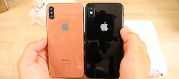 iPhone 8, 7S Plus & 7S Model Hands On! Copper, Silver & Black YouTube/EverythingApplePro iPhone 8, 7S Plus & 7S Model Hands On! Copper, Silver & Black YouTube/EverythingApplePro