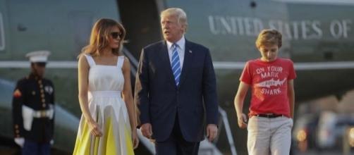 President Trump, Melania Trump & their son Barron arriving for the Arizona Rally [Photo credit: Flickr]