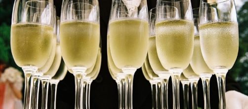 Champagne - Image via Pixabay.