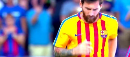 Lionel Messi is reported to be unhappy at Barcelona. [Image via SH10Comps/YouTube]