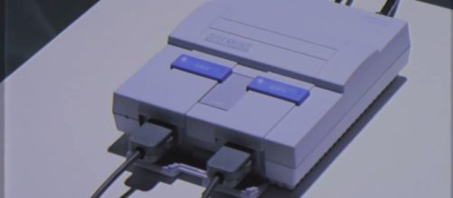 The Nintendo SNES Classic Mini, with controllers attached. / from 'YouTube' screen grab