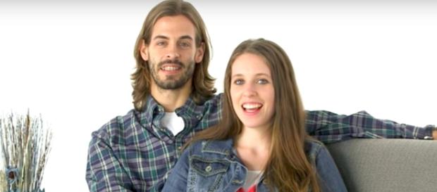 Jill Duggar and Derick Dillard--Image by TLC/YouTube Jill Duggar and Derick Dillard--Image by TLC/YouTube