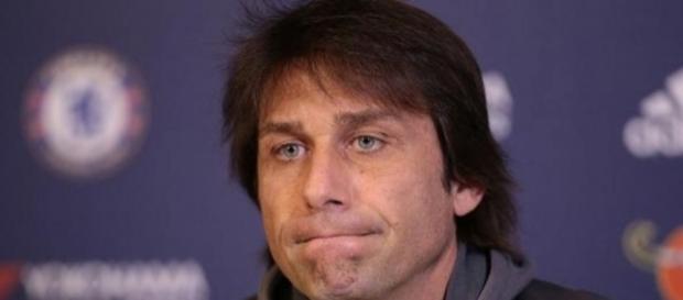 La continuidad del entrenador italiano, cuestionada. La continuidad del entrenador italiano, cuestionada.